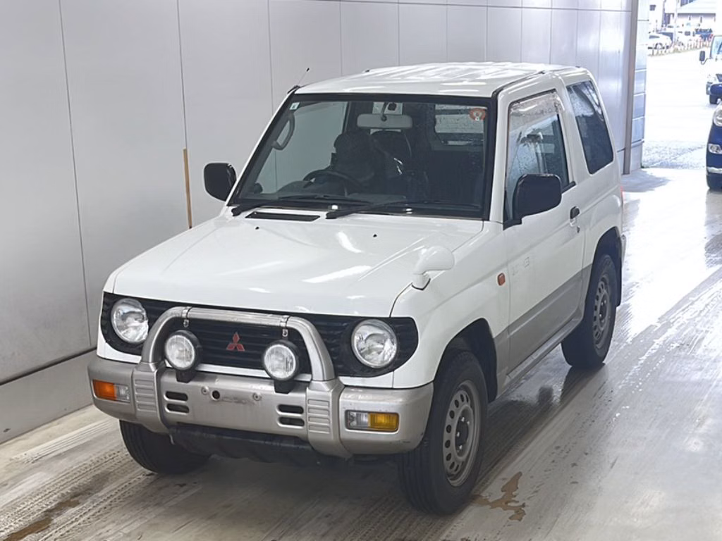 Mitsubishi Pajero Mini