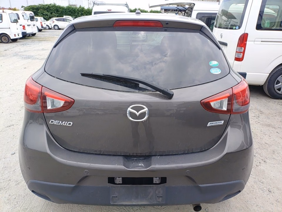MAZDA DEMIO