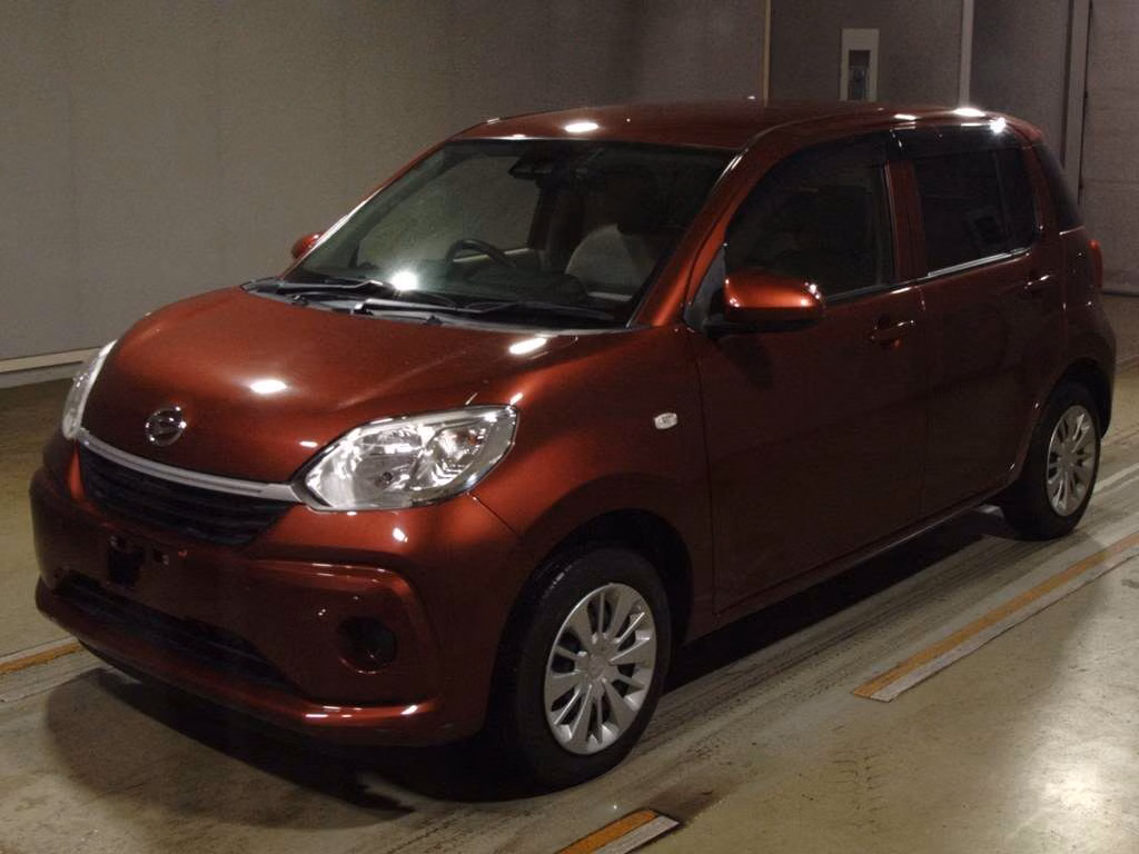 DAIHATSU BOON