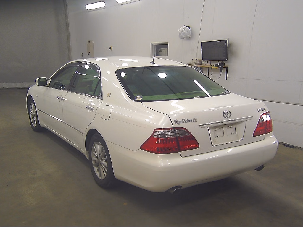 TOYOTA CROWN