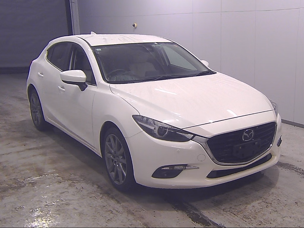 MAZDA AXELA