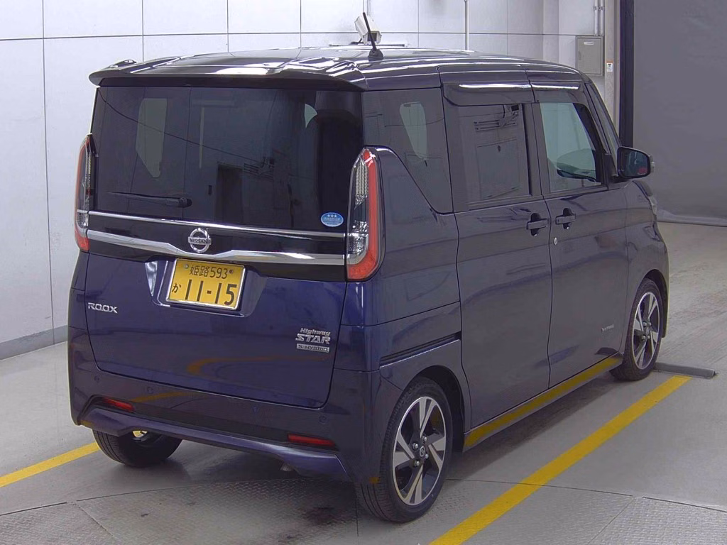NISSAN ROOX