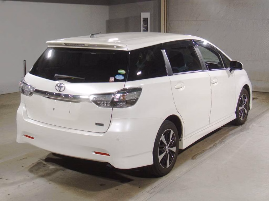 TOYOTA WISH