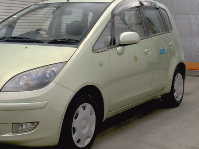 MITSUBISHI COLT