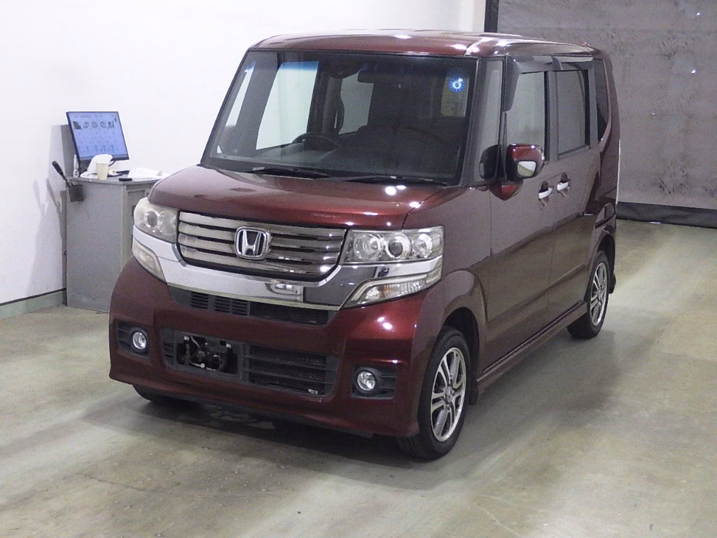 HONDA N-BOX