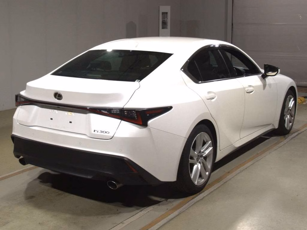 LEXUS IS300