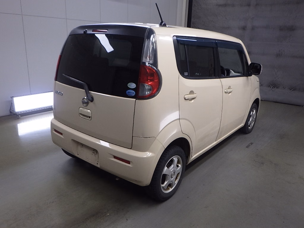NISSAN MOCO