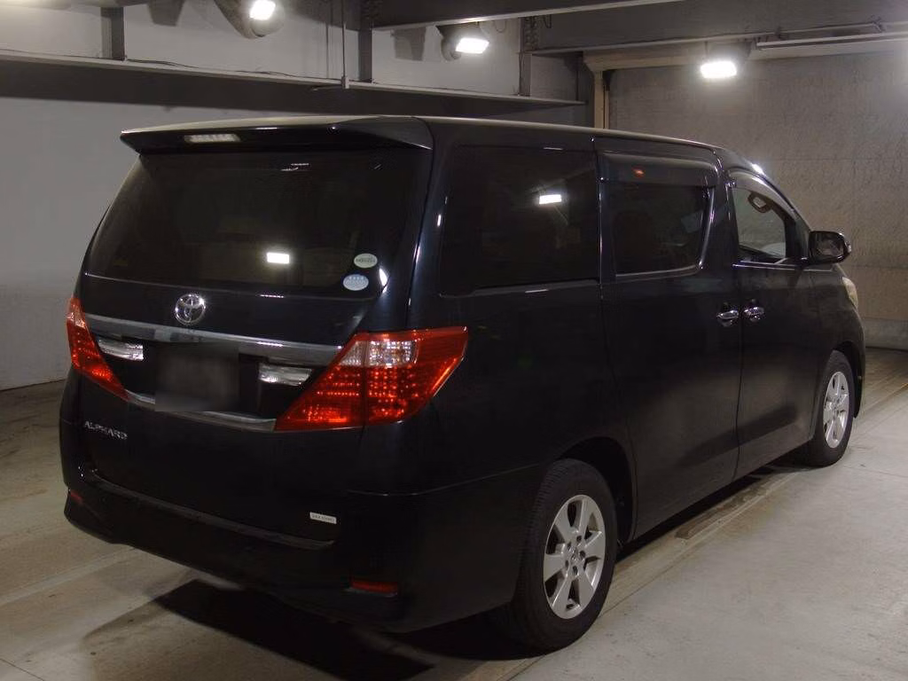 TOYOTA ALPHARD