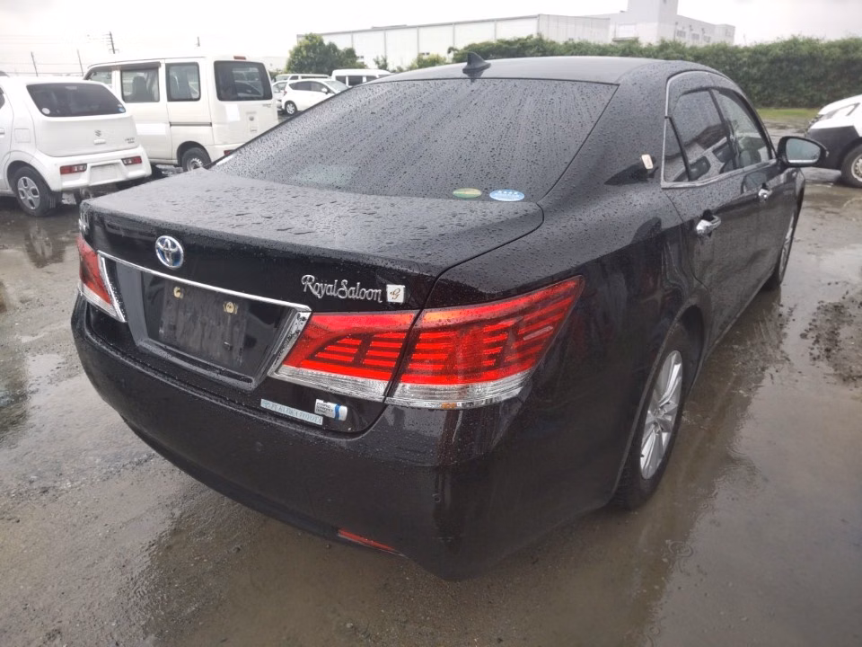 TOYOTA CROWN