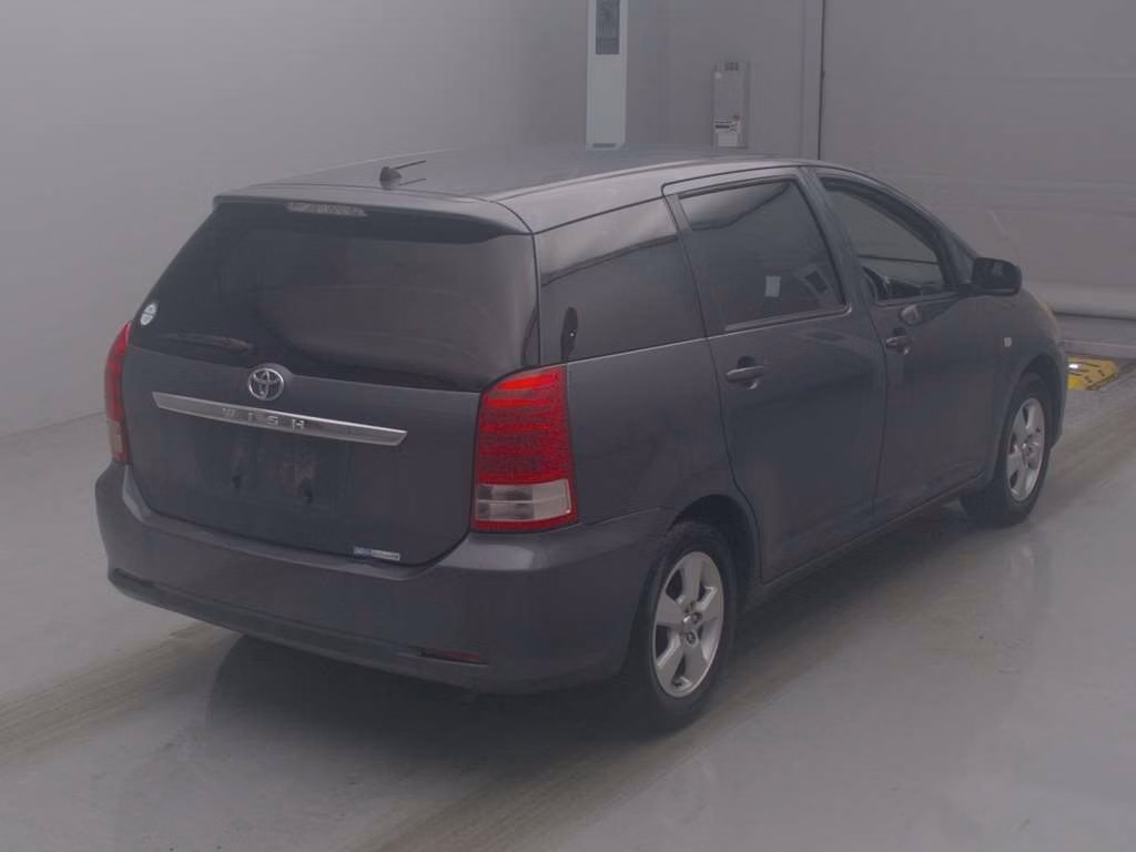 TOYOTA WISH