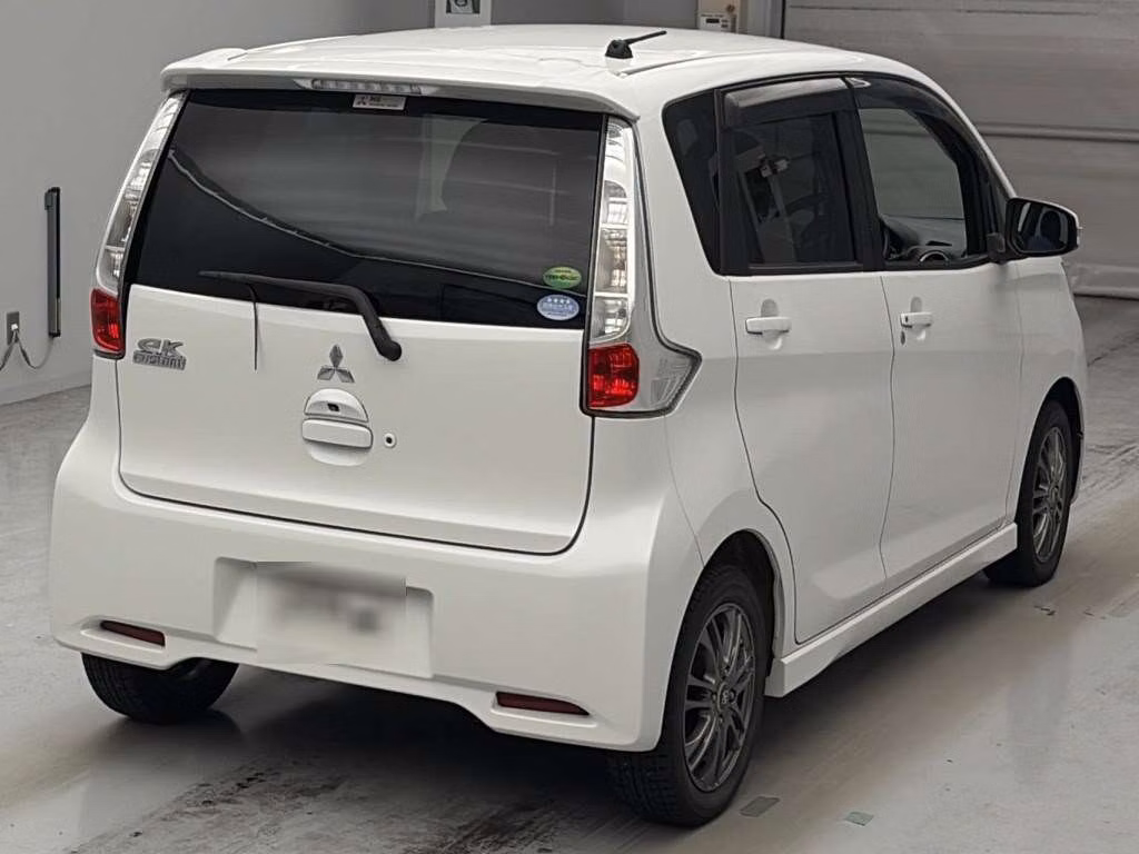 MITSUBISHI EK CUSTOM