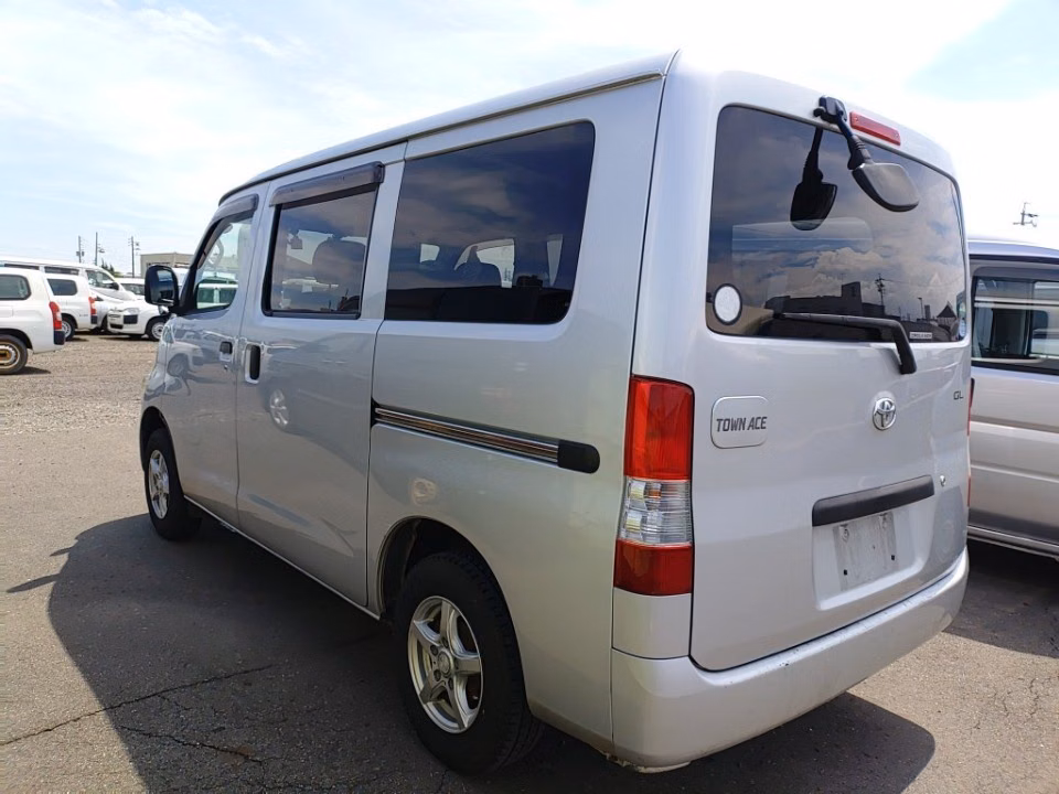 TOYOTA TOWN ACE
