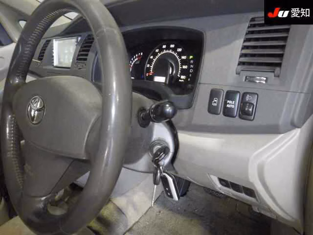 TOYOTA ISIS