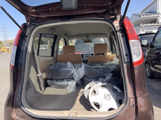 NISSAN MOCO