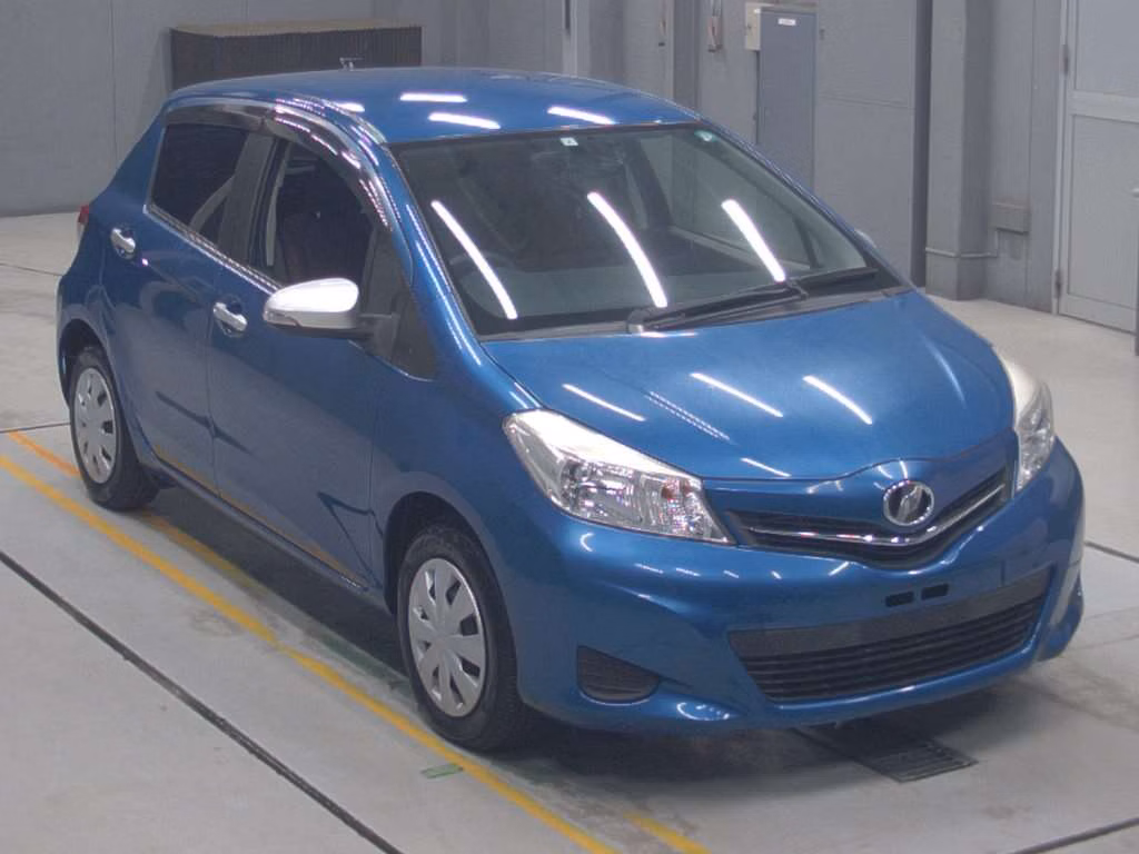 TOYOTA VITZ