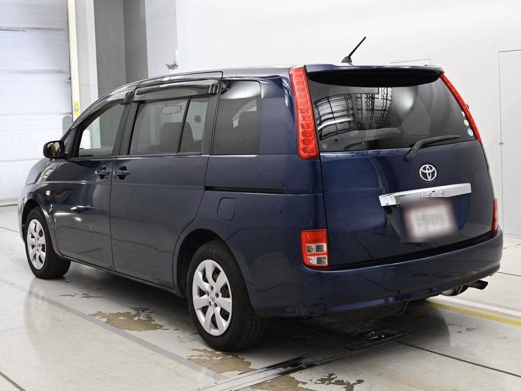 TOYOTA ISIS
