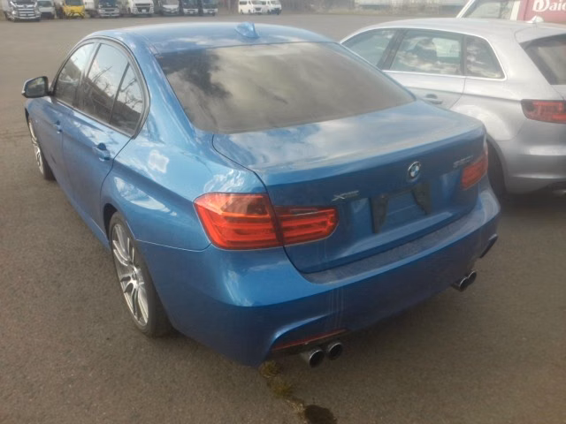 BMW 3-SERIES