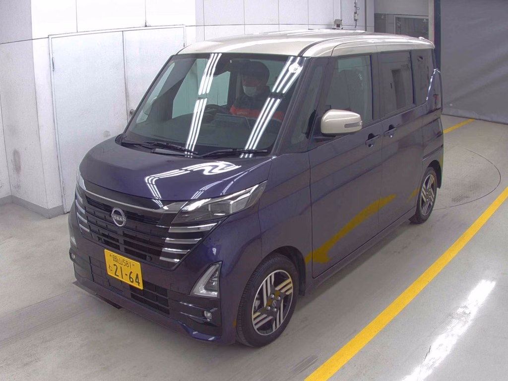 NISSAN ROOX