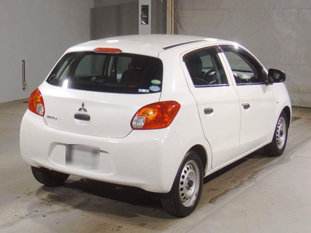 MITSUBISHI MIRAGE