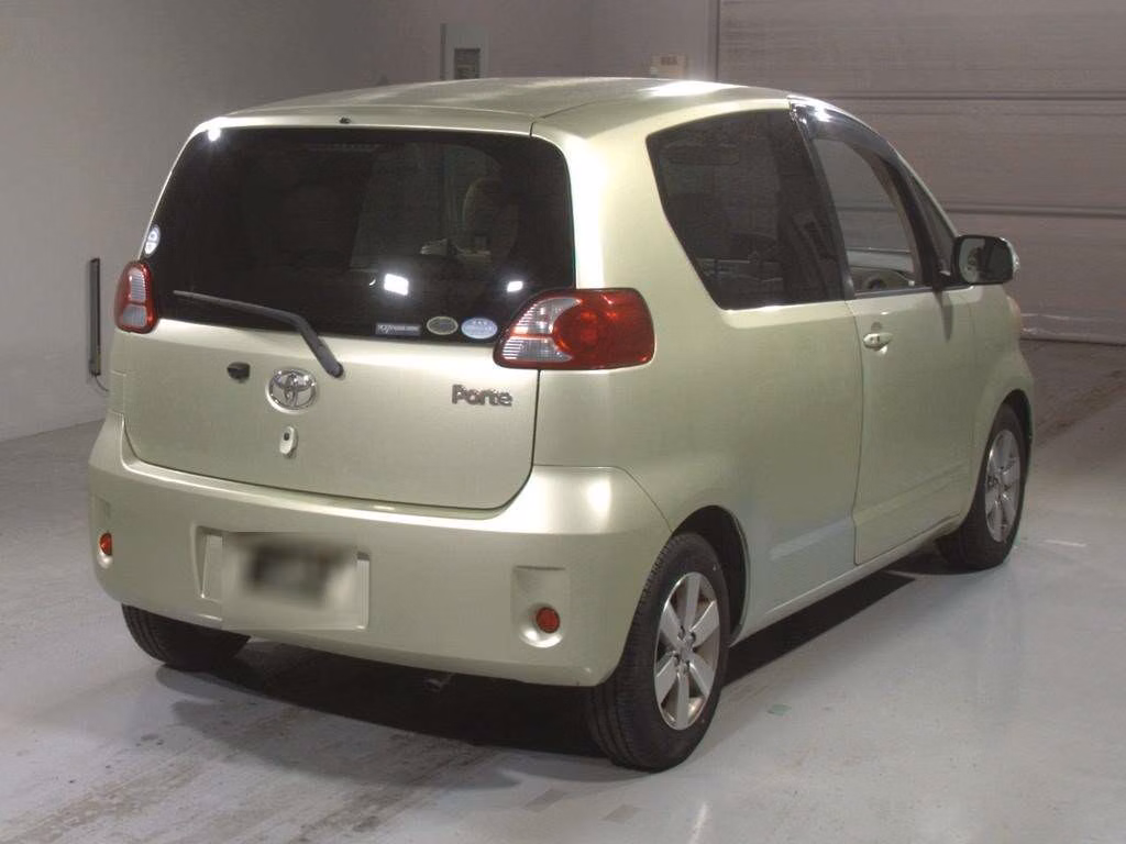 TOYOTA PORTE