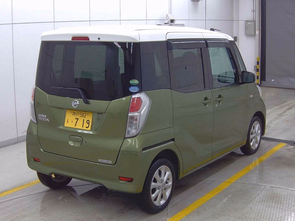 NISSAN DAYZ ROOX
