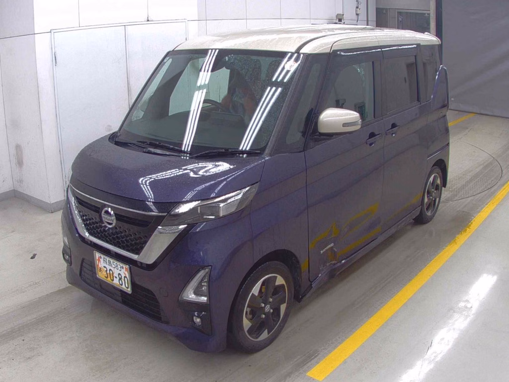 NISSAN ROOX