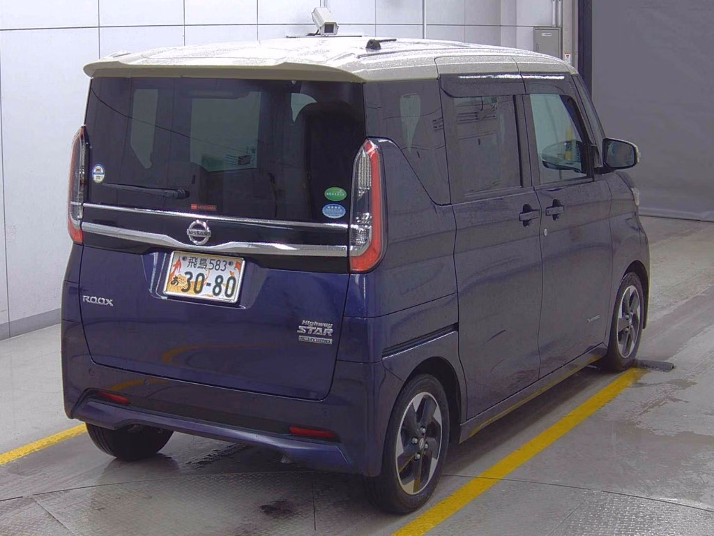 NISSAN ROOX