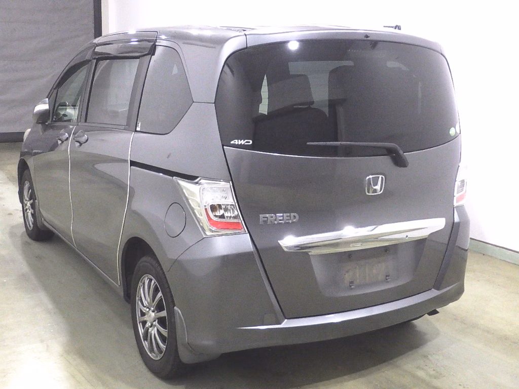HONDA FREED