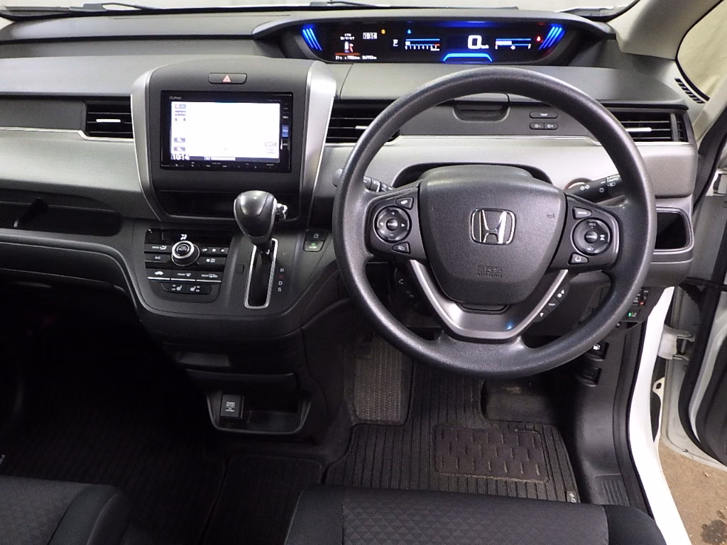 HONDA FREED+