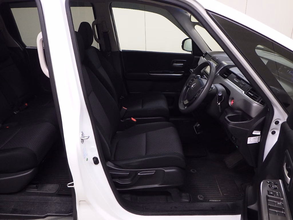 HONDA FREED+