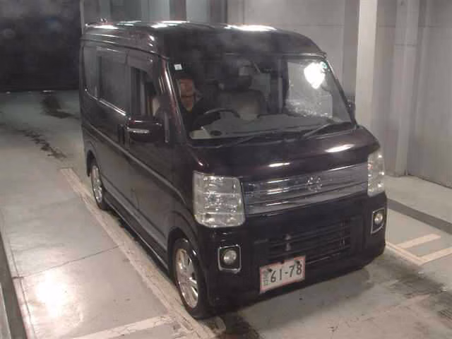 NISSAN NV100 CLIPPER