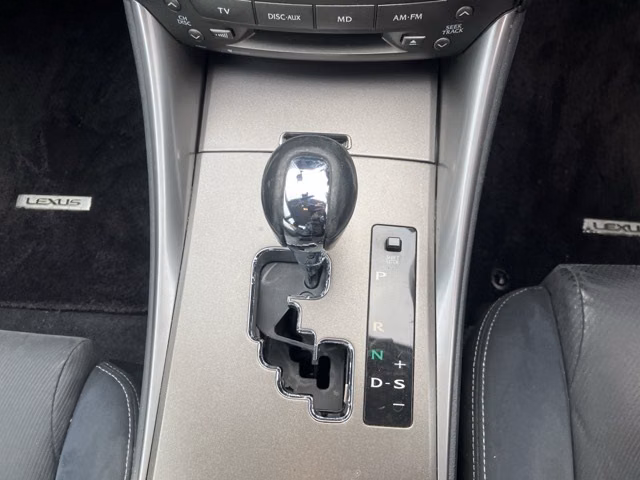 LEXUS IS250