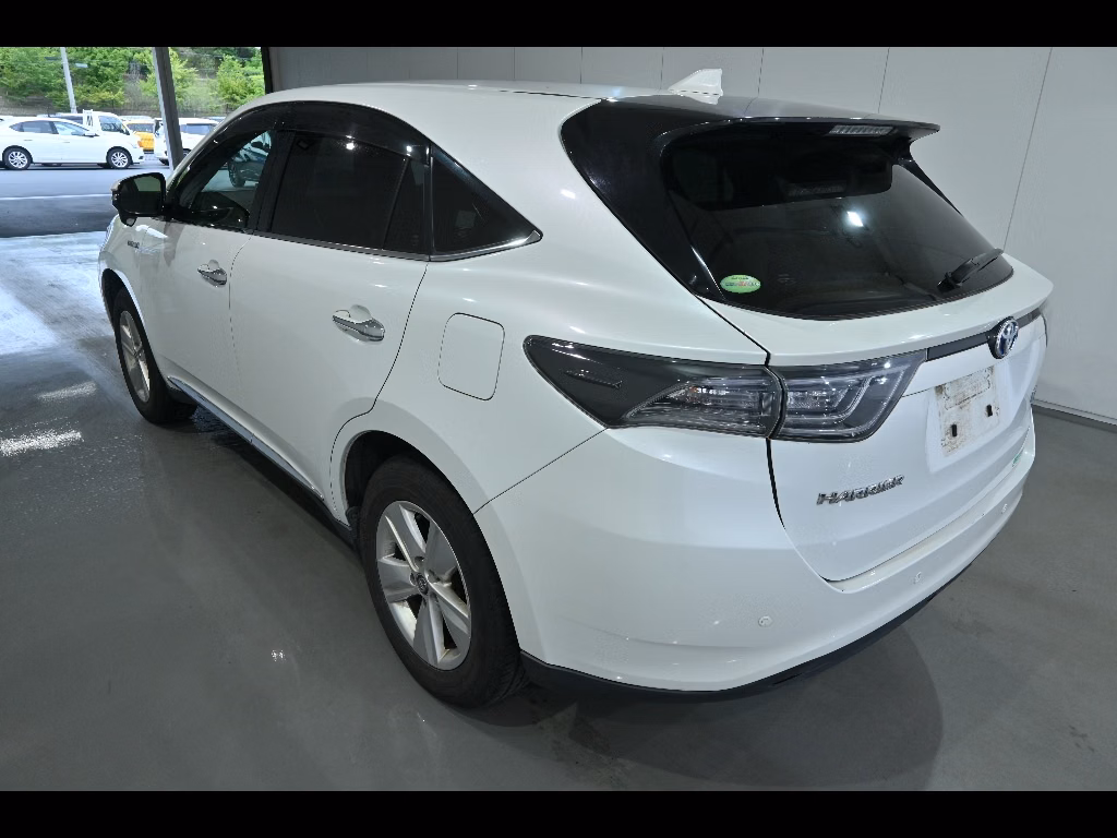 TOYOTA HARRIER
