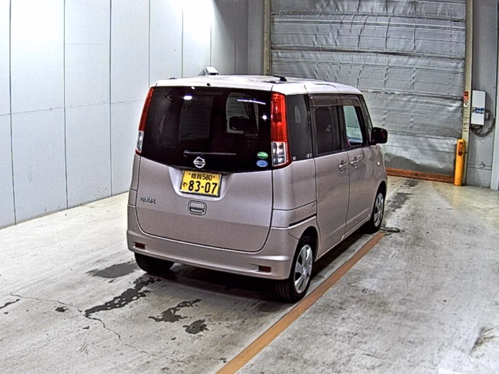 NISSAN ROOX