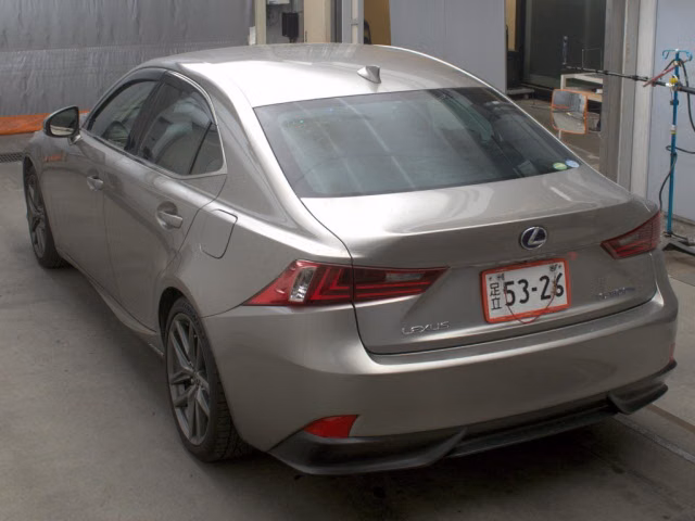 LEXUS IS300H