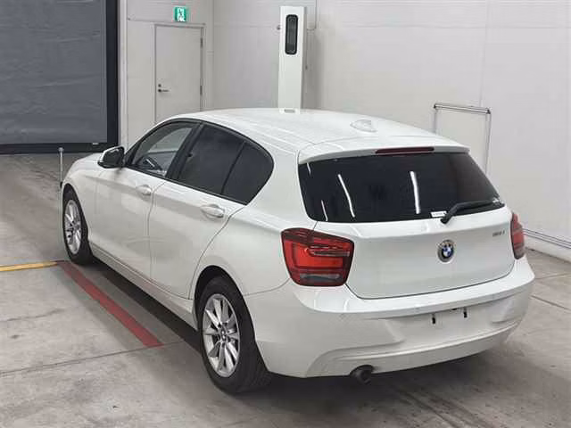 BMW 1-SERIES
