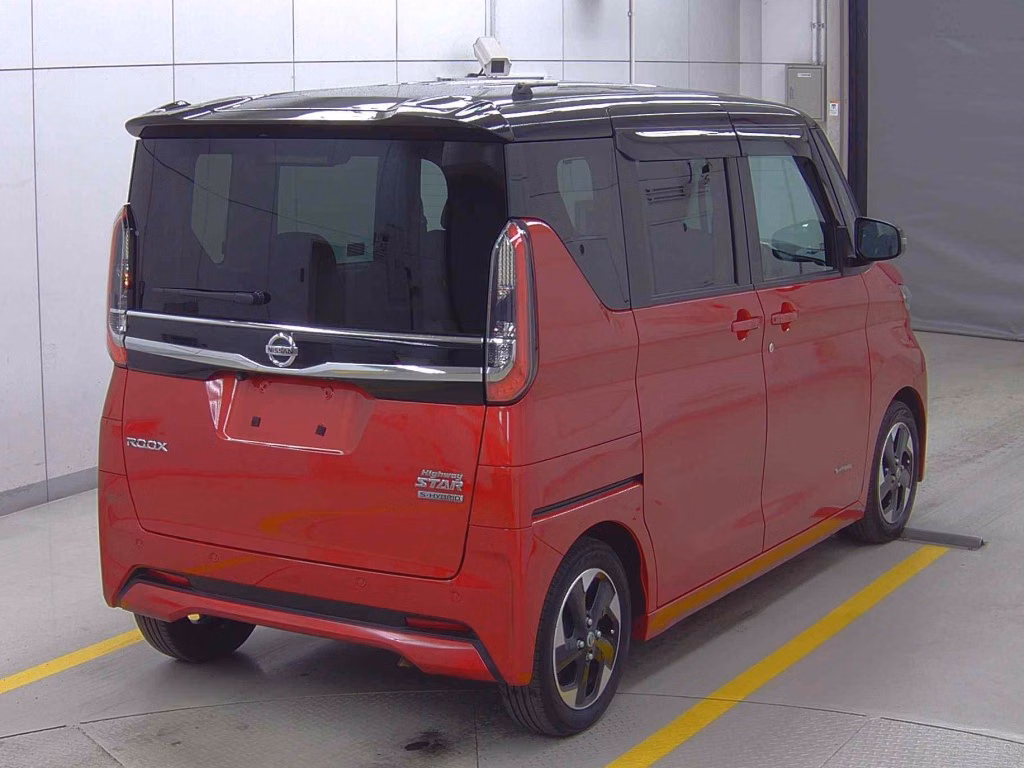 NISSAN ROOX