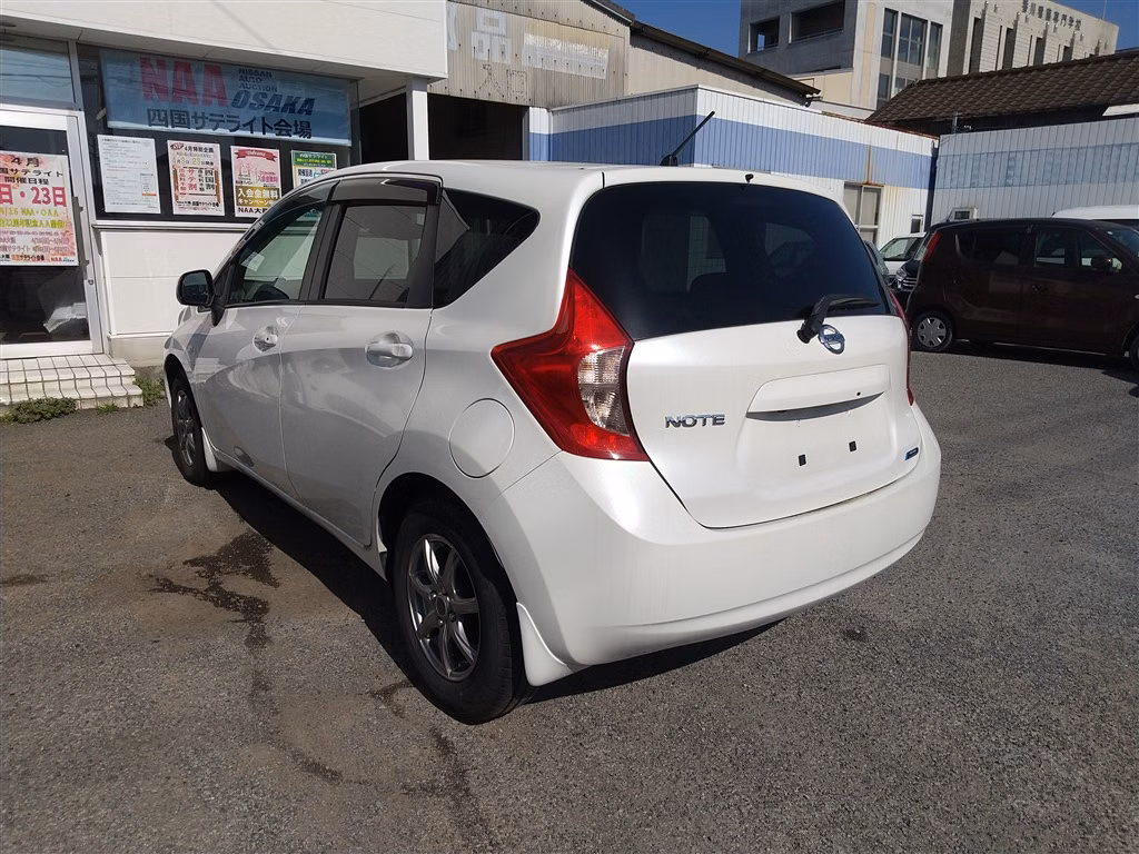 NISSAN NOTE