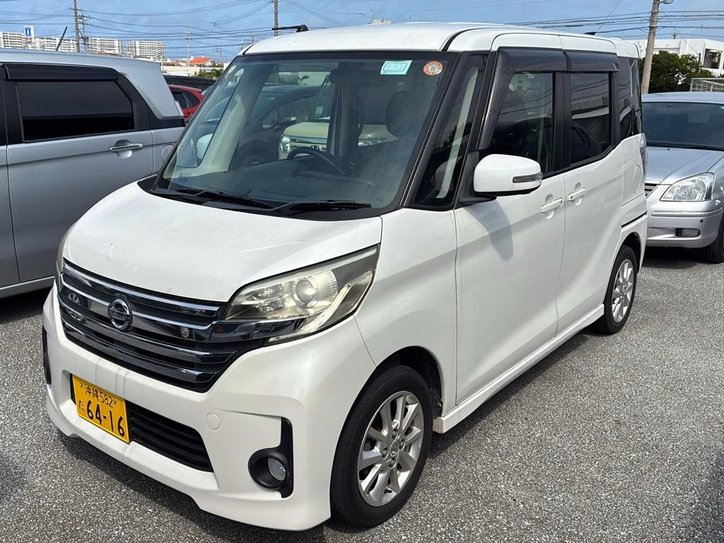 NISSAN DAYZ ROOX