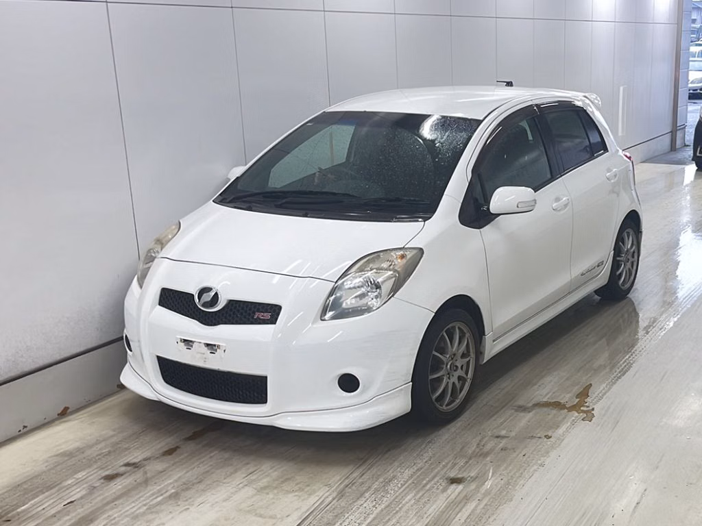TOYOTA VITZ
