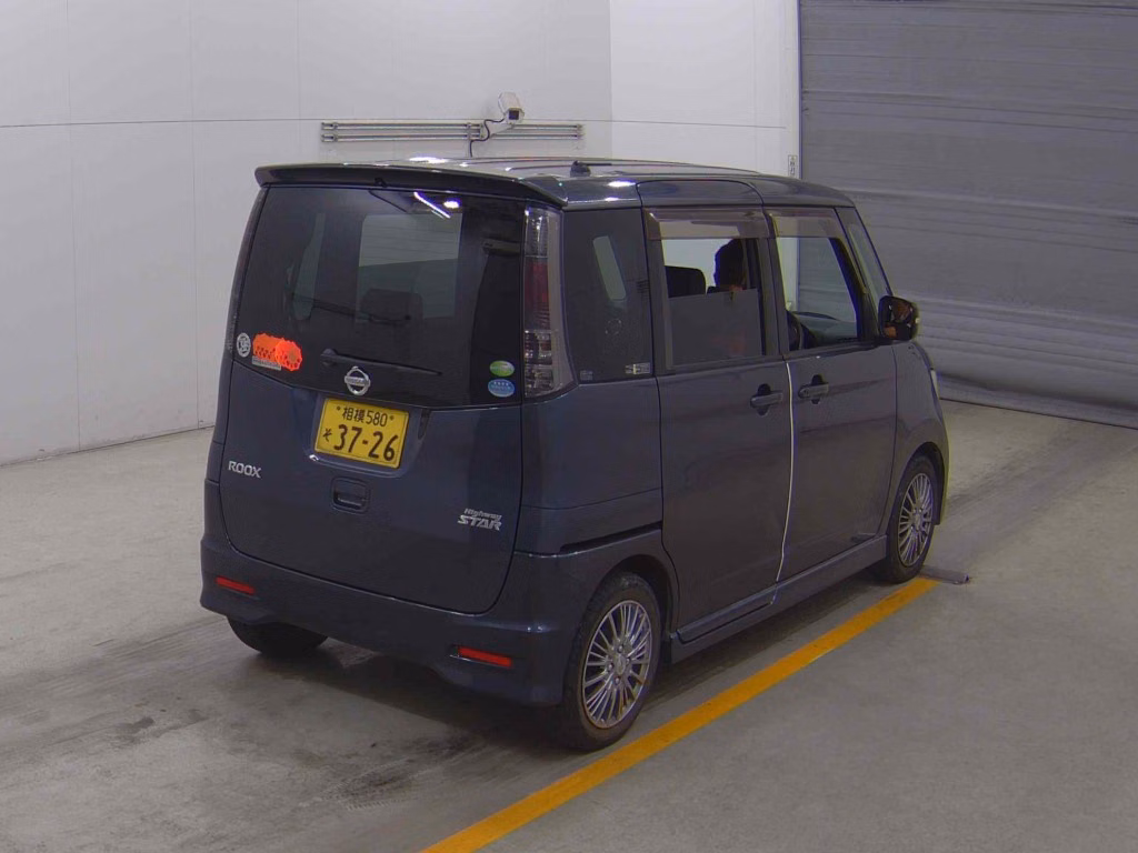 NISSAN ROOX