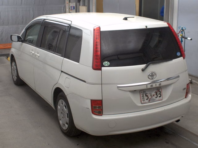 TOYOTA ISIS