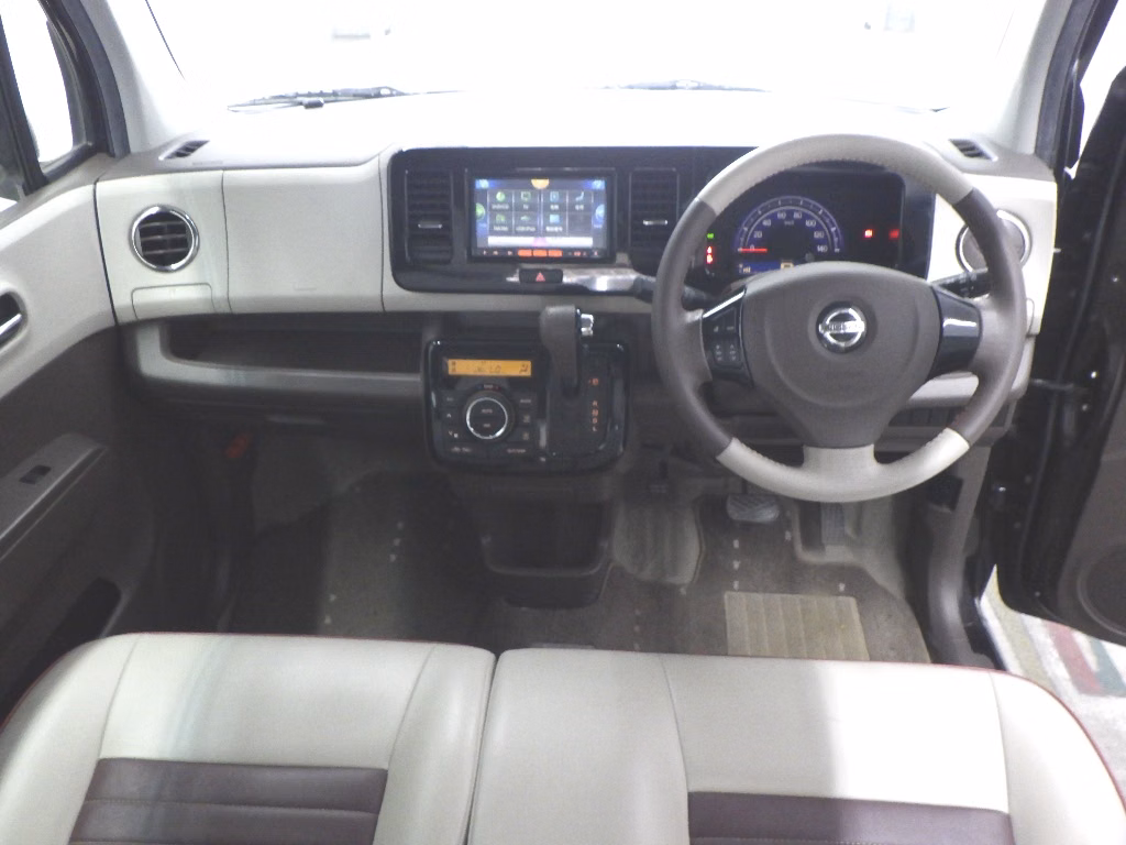 NISSAN MOCO