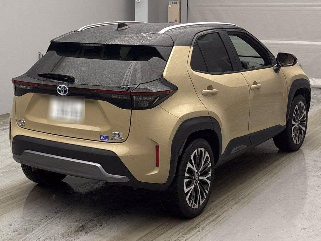 TOYOTA YARIS CROSS