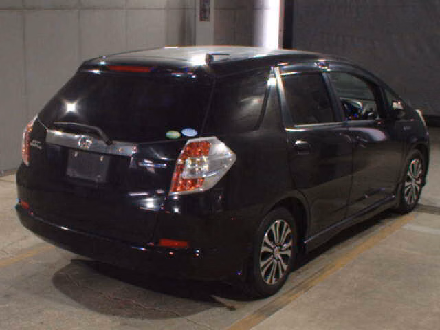 HONDA FIT SHUTTLE