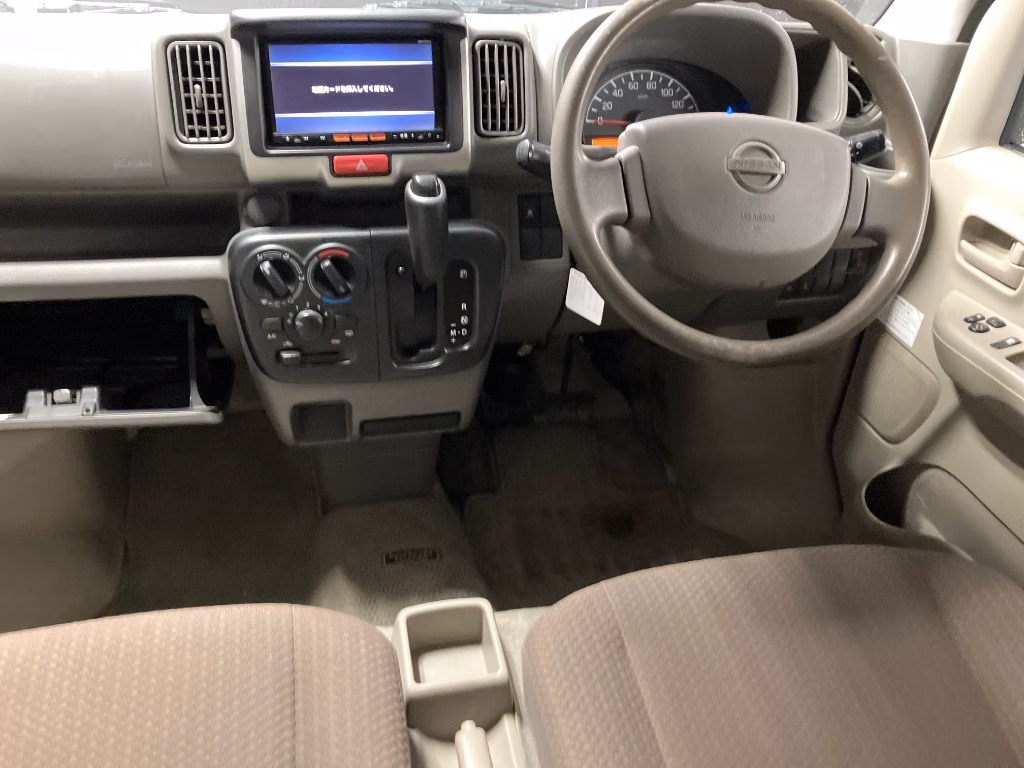 NISSAN NV100 CLIPPER