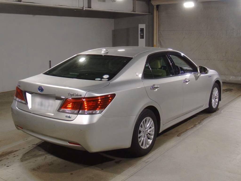 TOYOTA CROWN