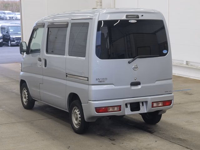 NISSAN NV100 CLIPPER