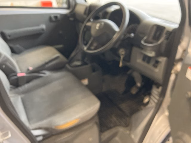 NISSAN NV100 CLIPPER