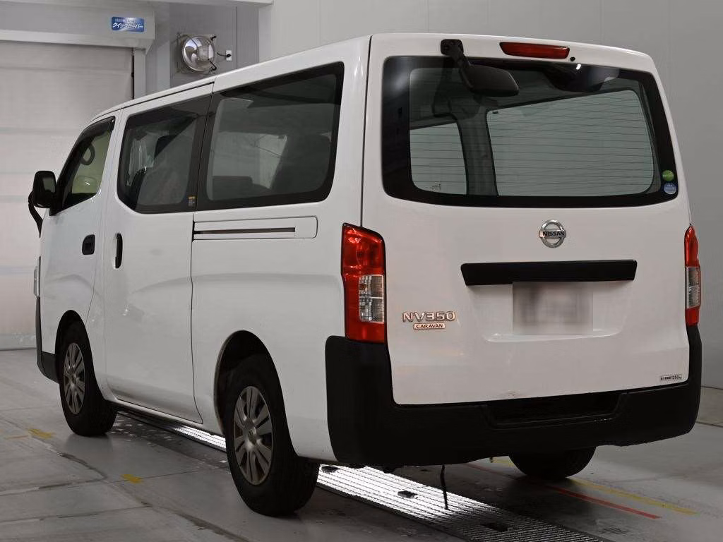 NISSAN NV350 CARAVAN